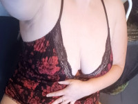 CurvyCindy82